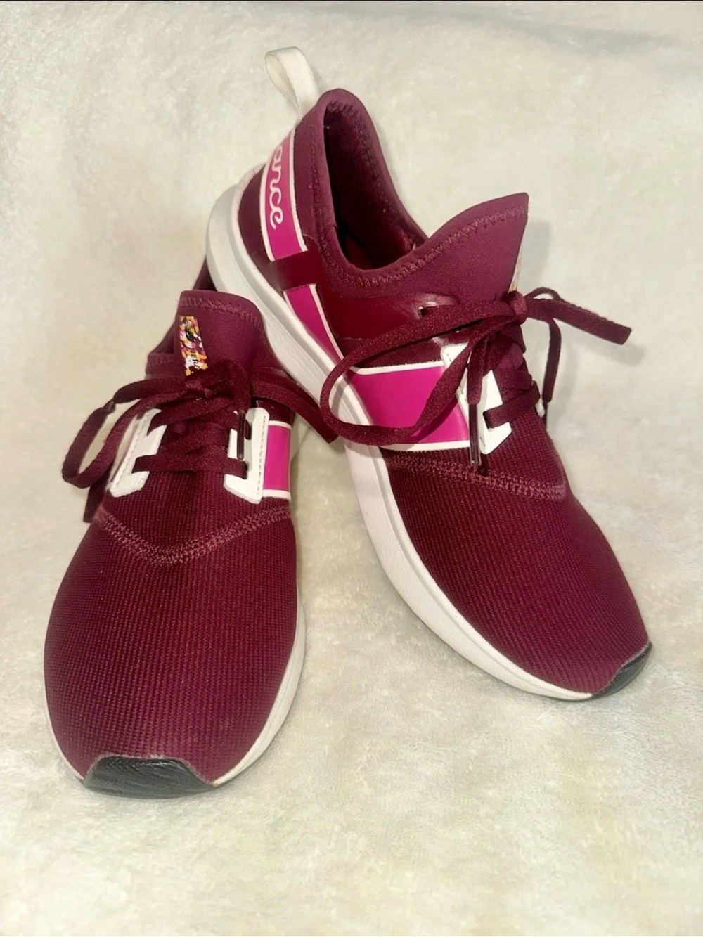 New Balance FuelCore Nergize Sport Burgundy Pink Floral Women’s Sz 8 Lightweight